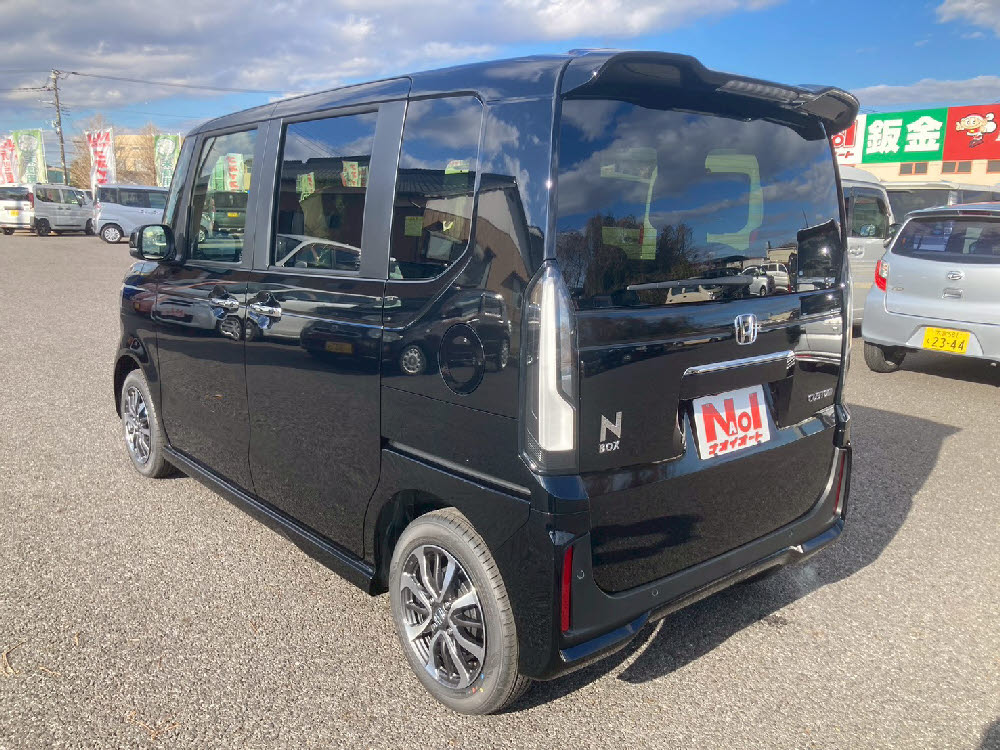 ホンダ　Ｎ ＢＯＸカスタム 8インチナビ6枚目