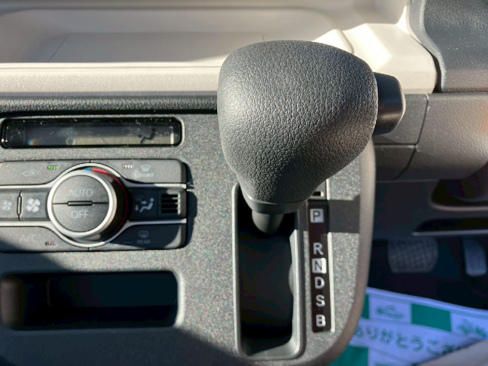 ダイハツ　ムーヴキャンバス ストライプスX UGP ODレス16枚目