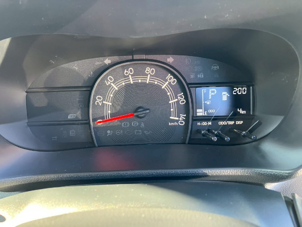 ダイハツ　ムーヴキャンバス ストライプスX UGP ODレス12枚目