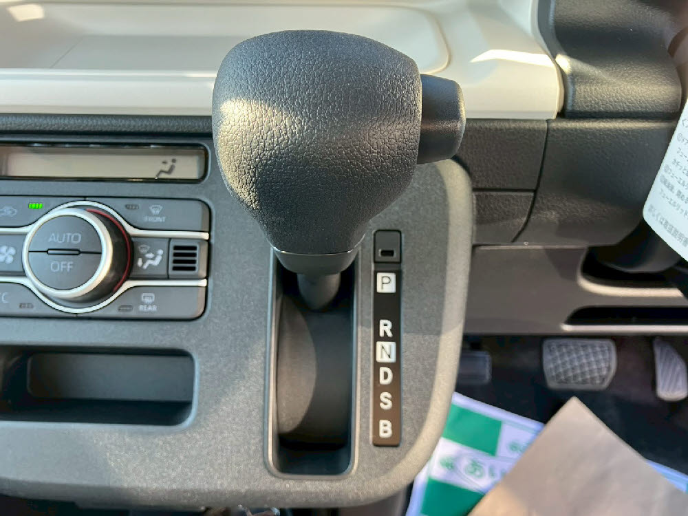 ダイハツ　ムーヴキャンバス ストライプスX UGP ODレス15枚目