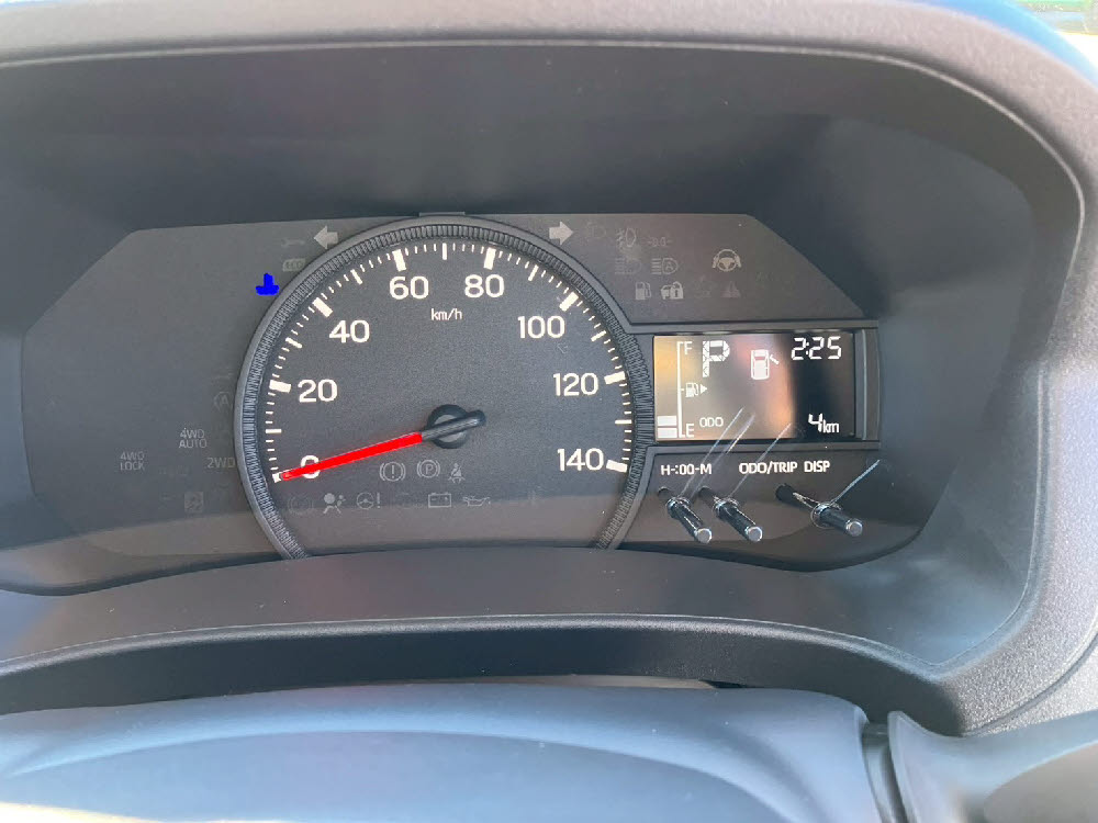 ダイハツ　ハイゼットカーゴ デラックス CVT ラジオ付12枚目