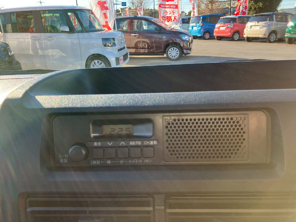 ダイハツ　ハイゼットカーゴ デラックス CVT ラジオ付13枚目