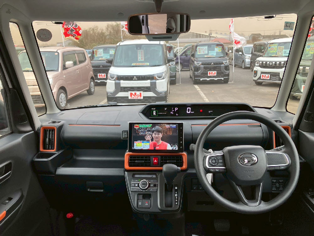 ダイハツ　タントファンクロス 9インチDO11枚目