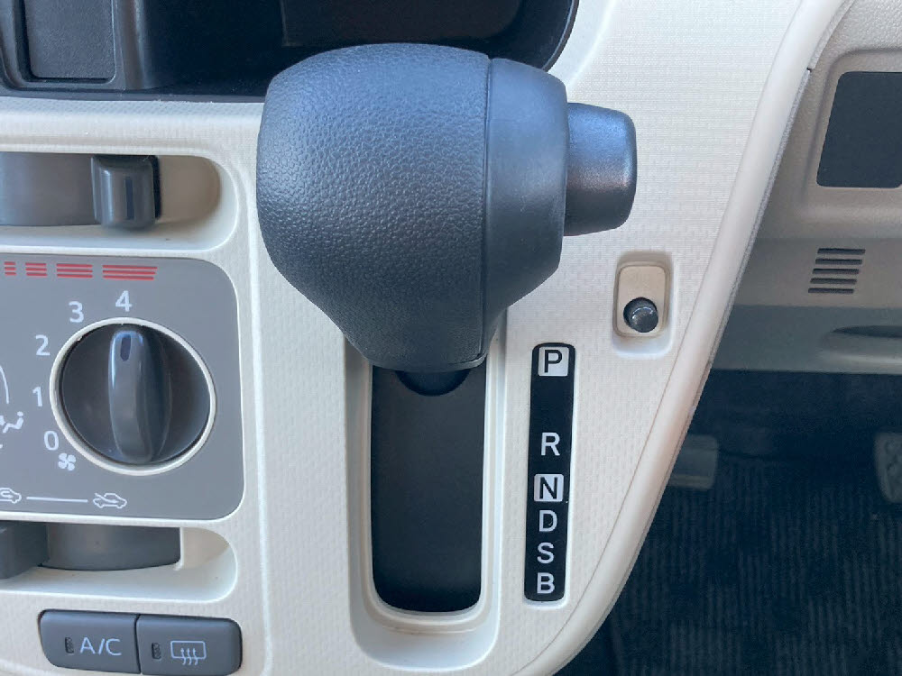 ダイハツ　ムーヴ  L-SAⅢ14枚目