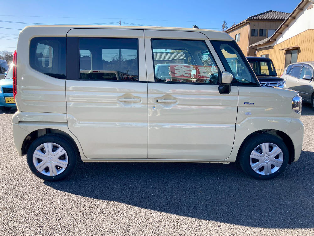 スズキ　スペーシア　HYBRID　G3枚目