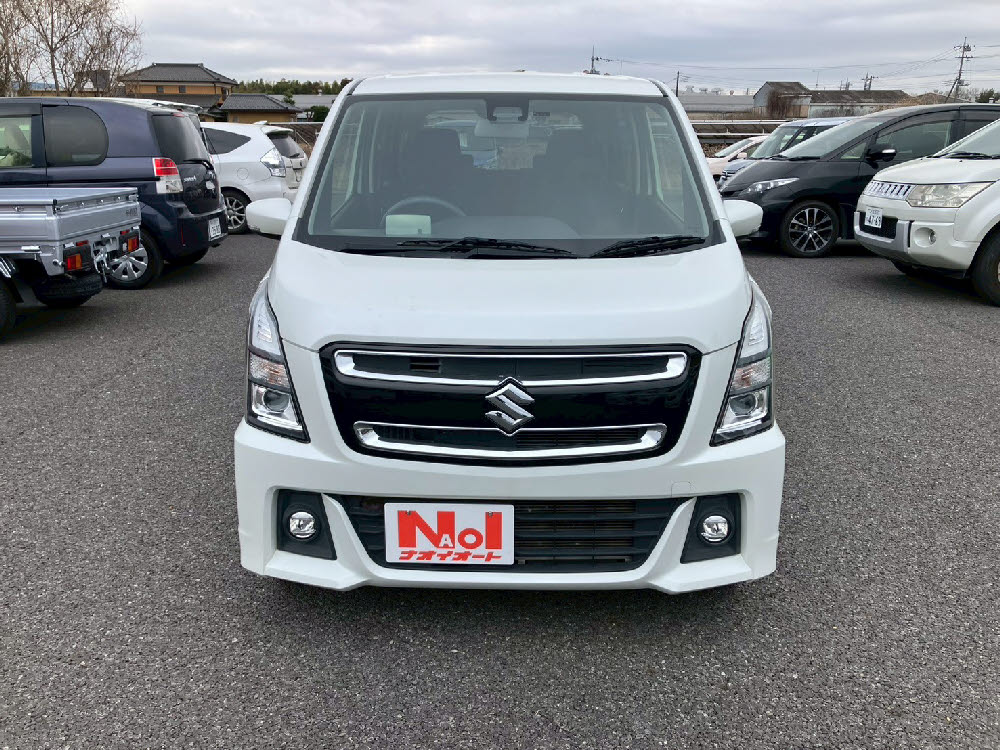 スズキ　ワゴンＲスティングレー HYBRID X1枚目