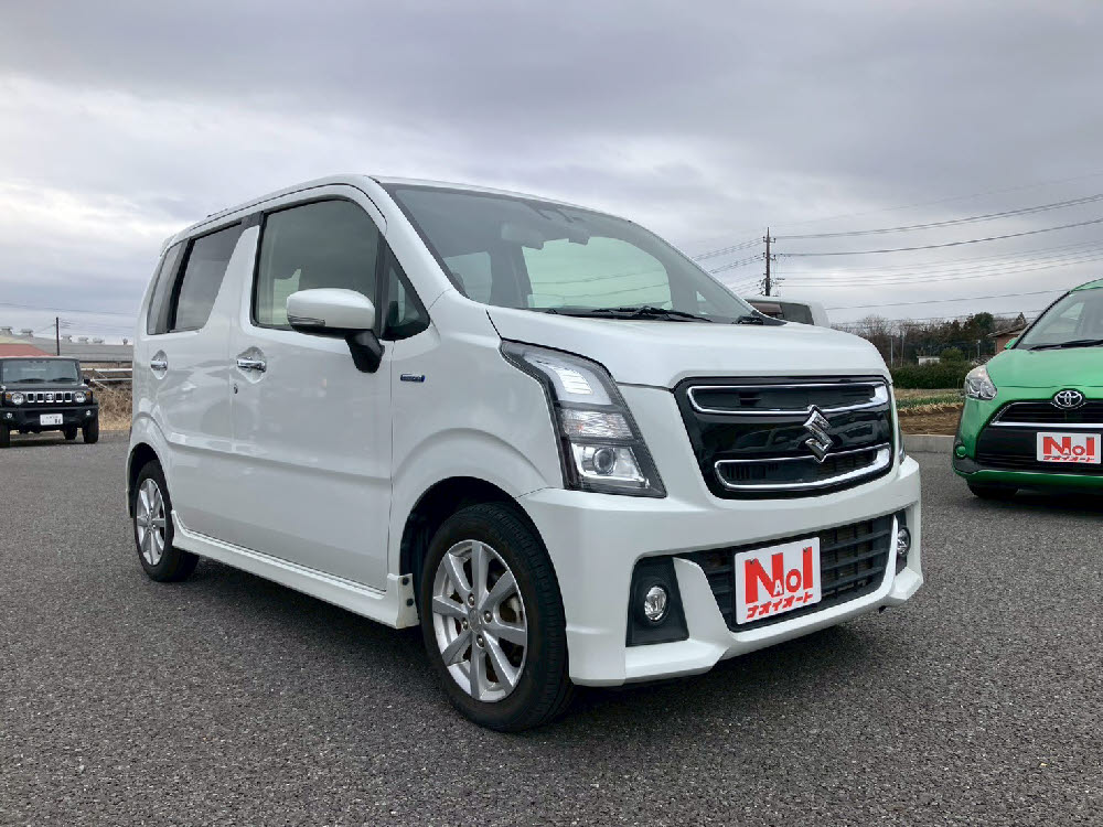 スズキ　ワゴンＲスティングレー HYBRID X2枚目