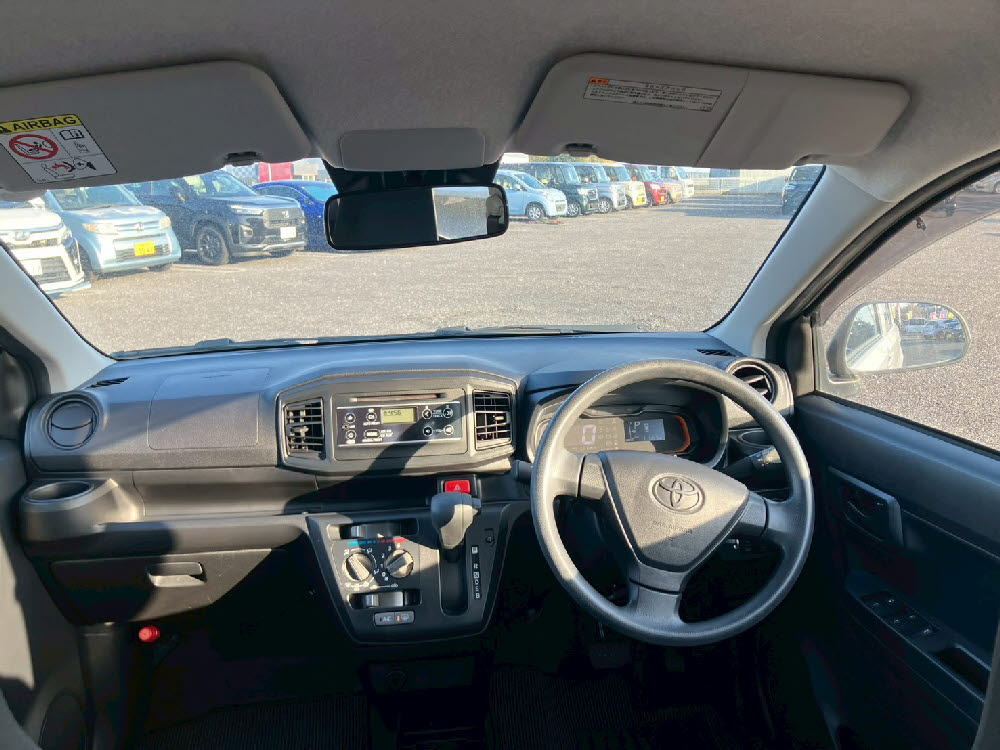 トヨタ　ピクシス エポック　L-SAⅢ10枚目