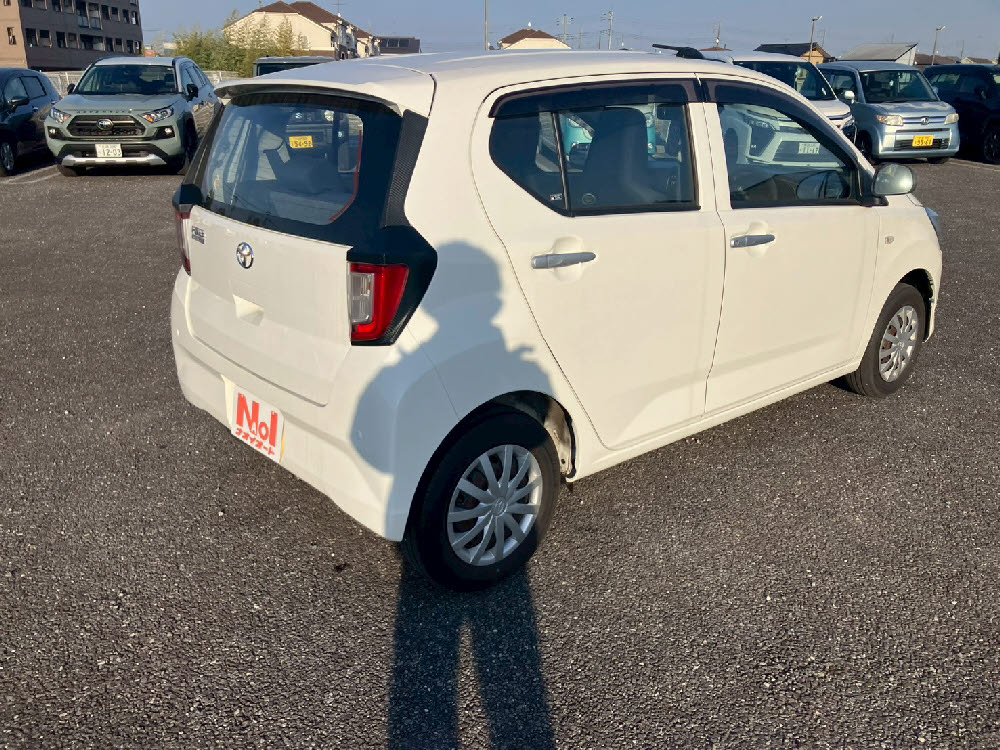 トヨタ　ピクシス エポック　L-SAⅢ4枚目