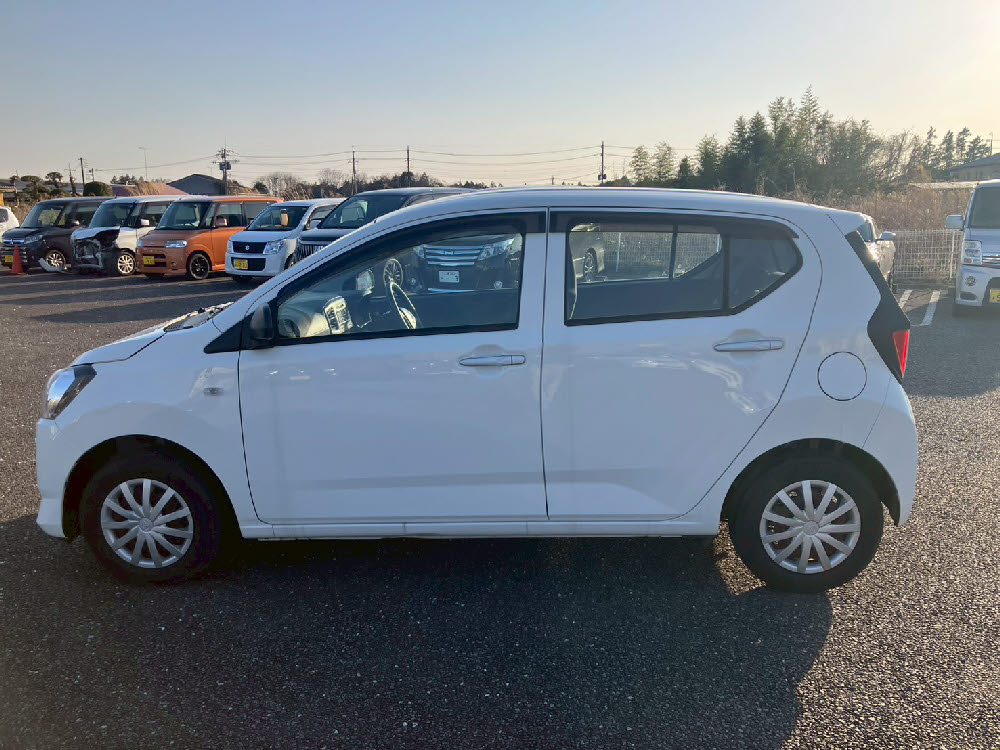 トヨタ　ピクシス エポック　L-SAⅢ7枚目