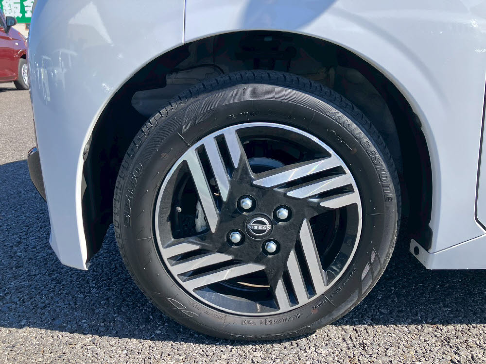 ニッサン　ルークス　ハイウェイスター X8枚目