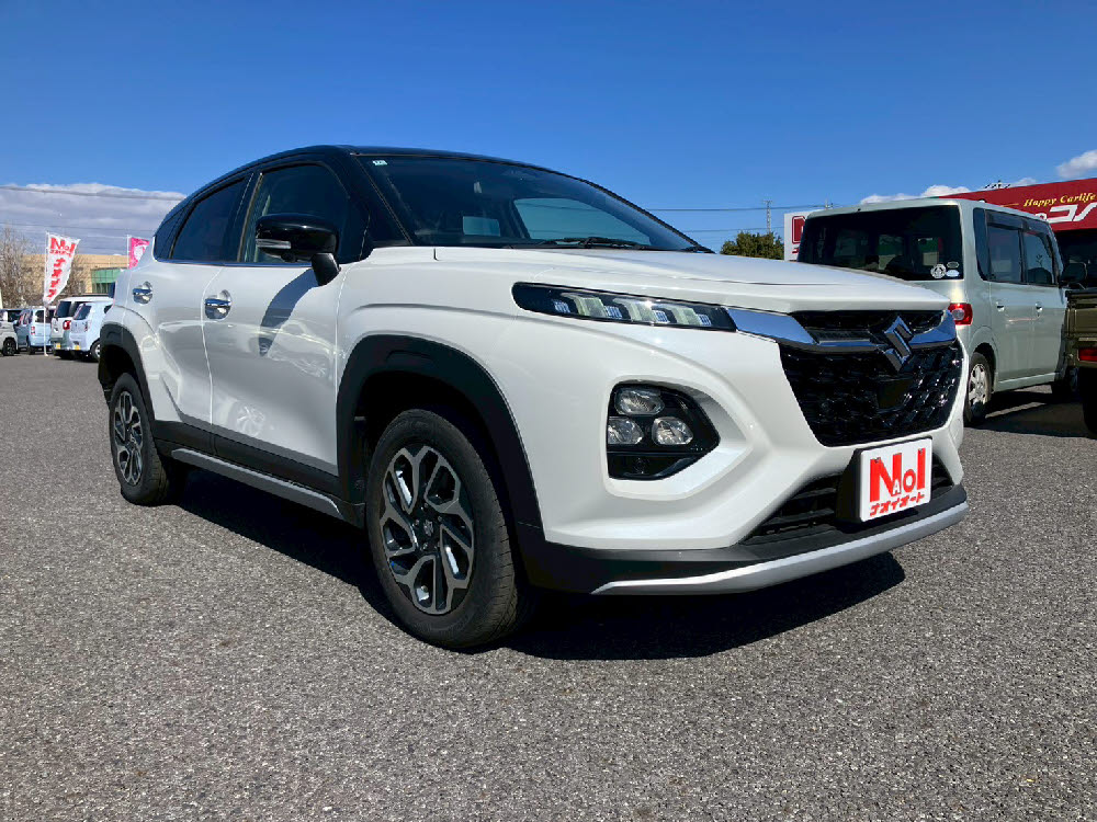 スズキ　フロンクス ベースグレード2枚目