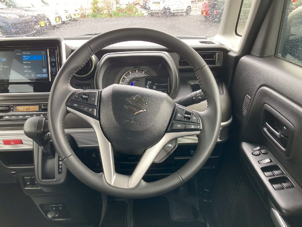 スズキ　スペーシアギア HYBRID XZ12枚目