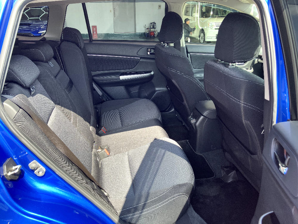 スバル レヴォーグ 1.6GT アイサイト V-SPORT9枚目