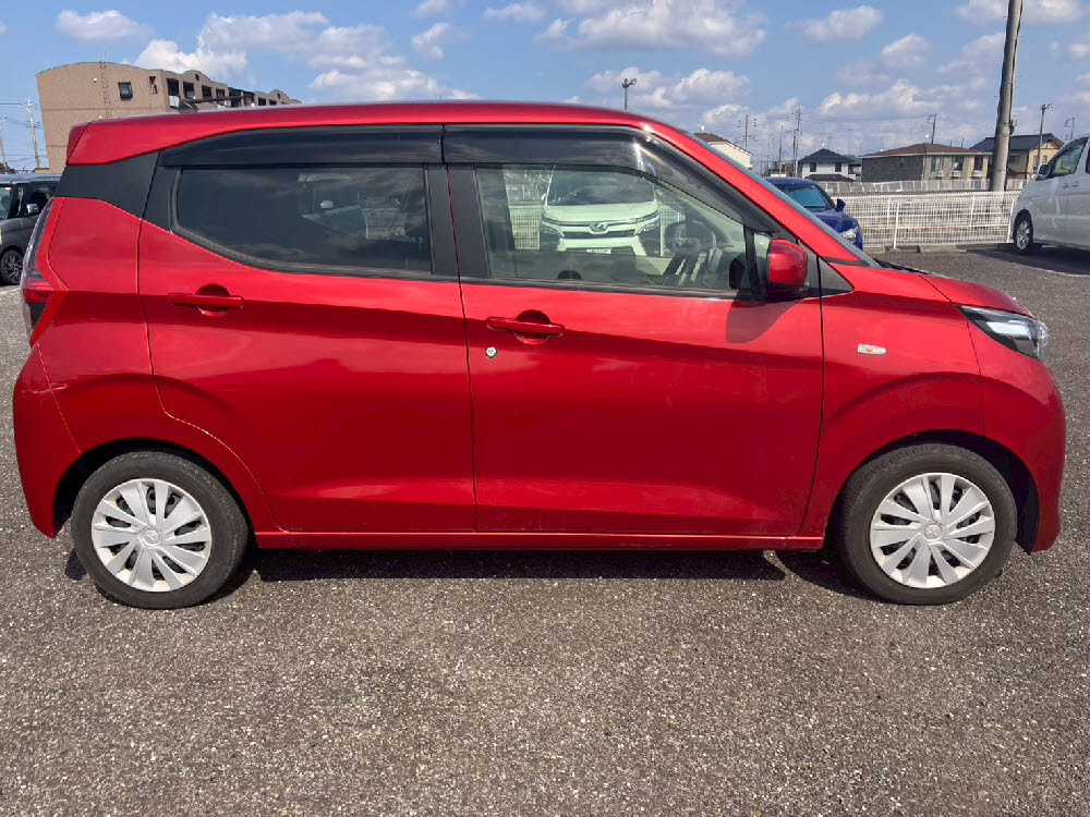 ミツビシ　ｅＫワゴン M3枚目