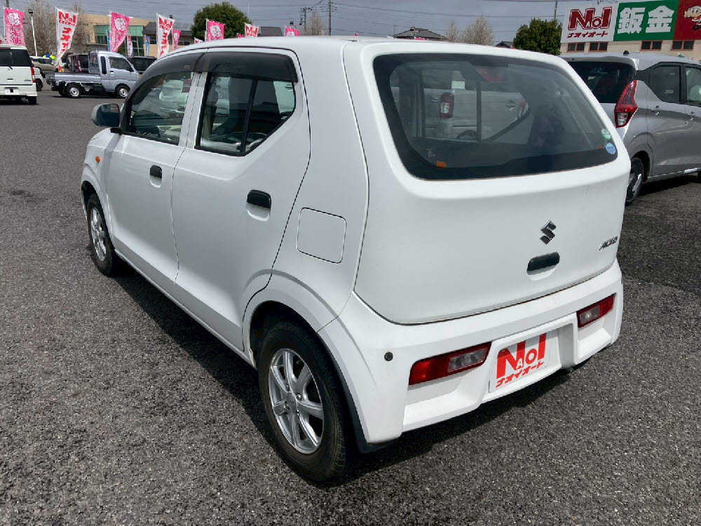 スズキ　アルト　F6枚目
