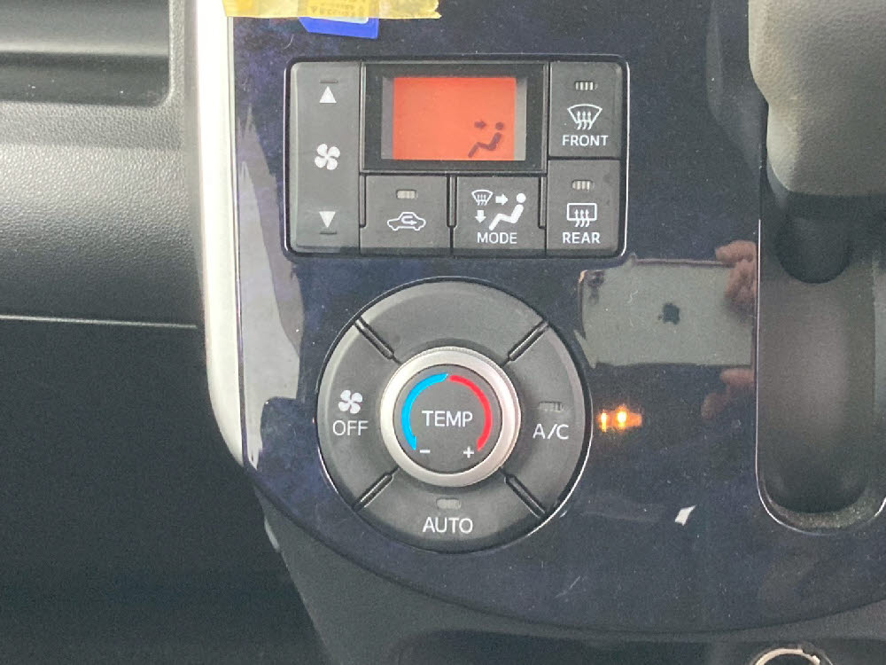 ダイハツ　タントカスタム　XトップエディションSAⅡ15枚目