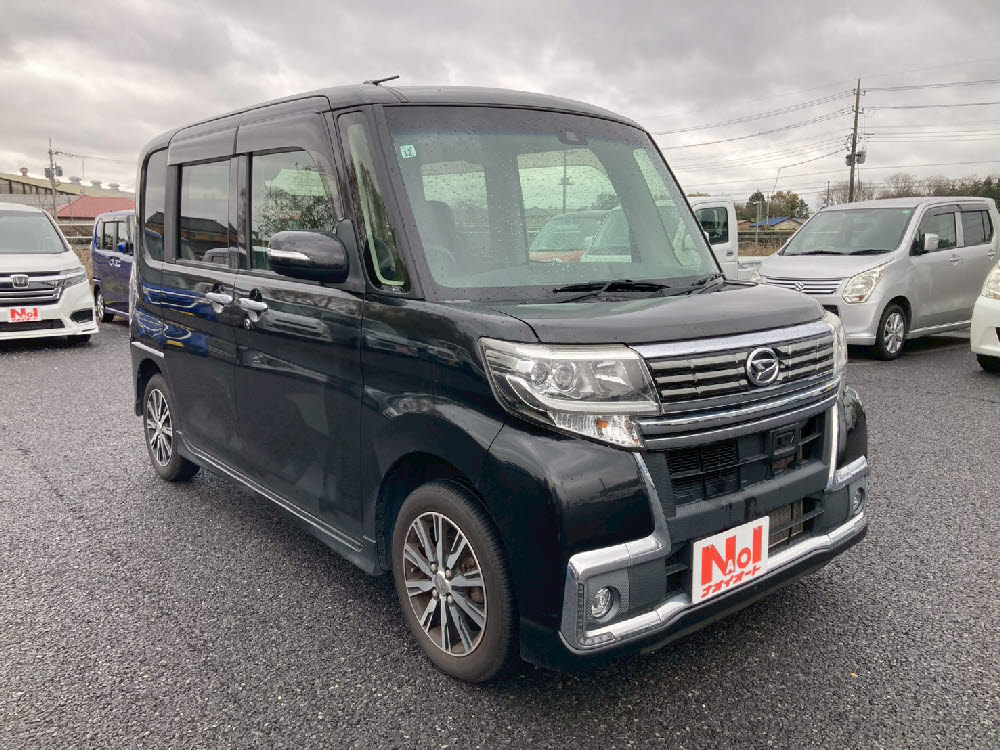 ダイハツ　タントカスタム　XトップエディションSAⅡ2枚目