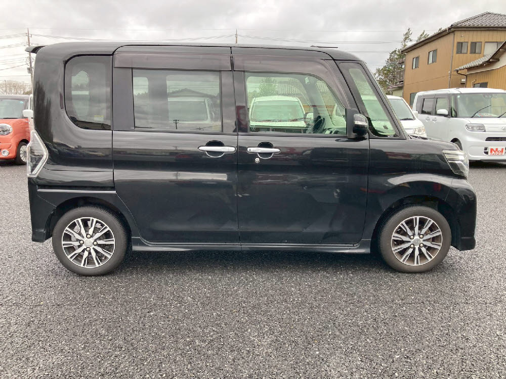 ダイハツ　タントカスタム　XトップエディションSAⅡ3枚目