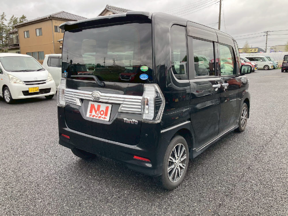 ダイハツ　タントカスタム　XトップエディションSAⅡ4枚目