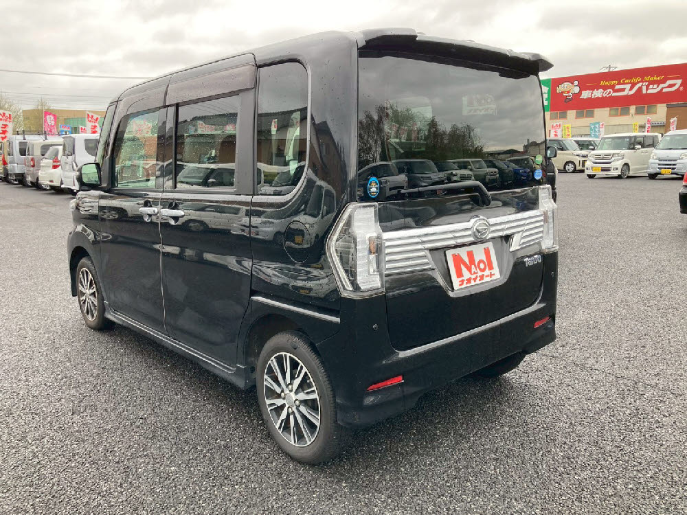 ダイハツ　タントカスタム　XトップエディションSAⅡ6枚目