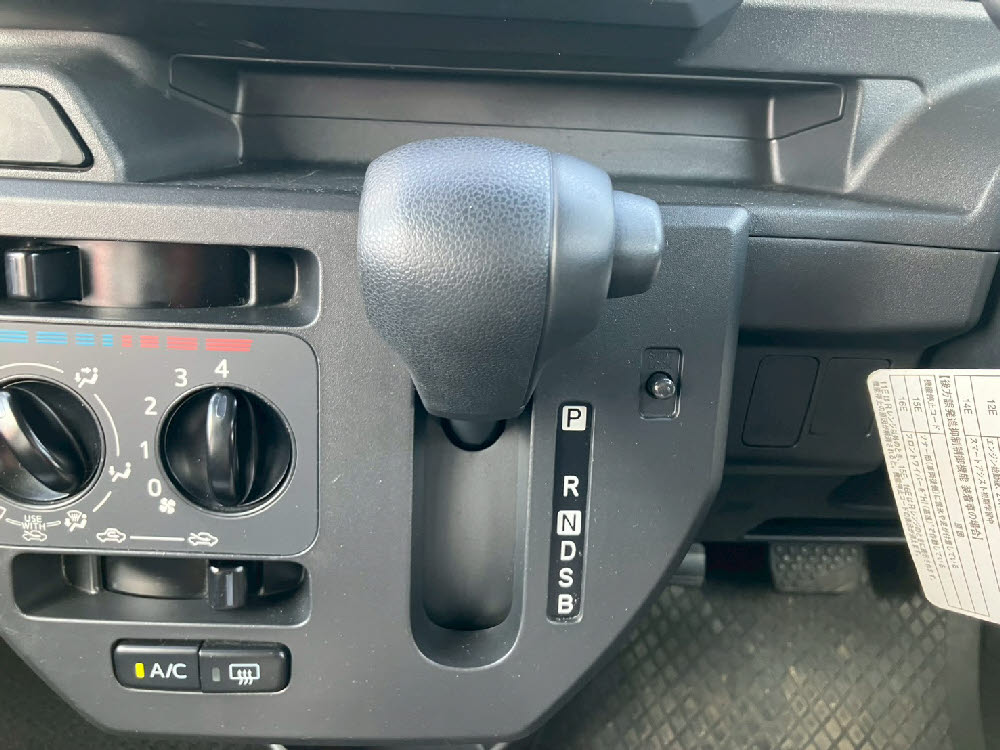 ダイハツ　ウェイク　D-SAⅢ16枚目