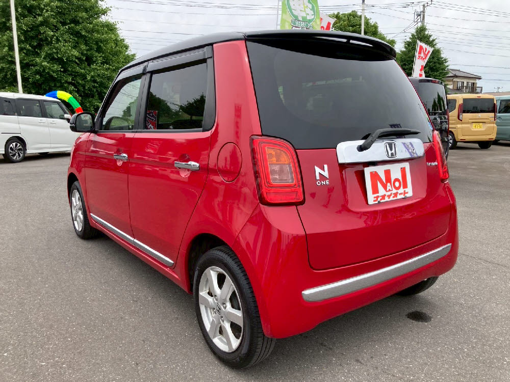 ホンダ N ONE プレミアム ツートンカラースタイル6枚目