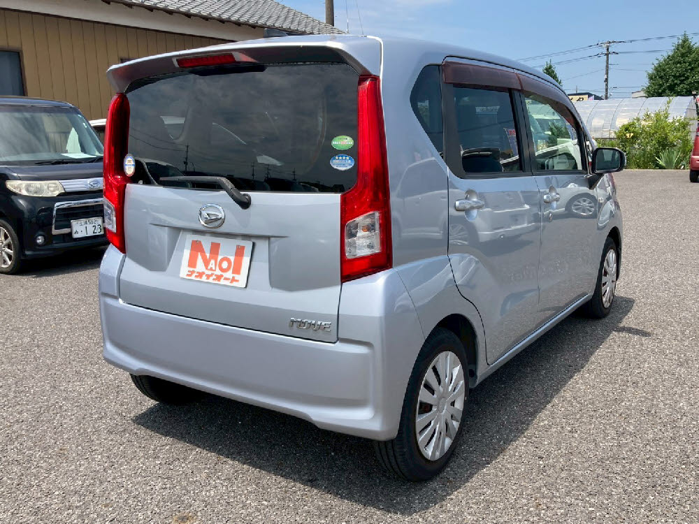 ダイハツ　ムーヴ　L4枚目