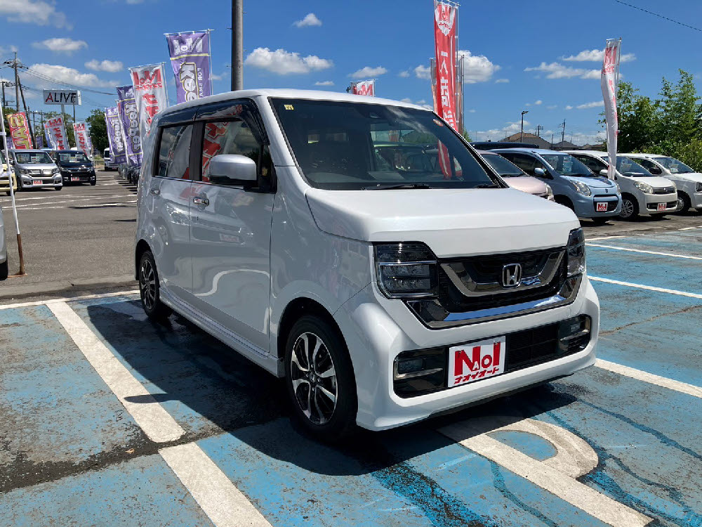 ホンダ N WGNカスタム L2枚目