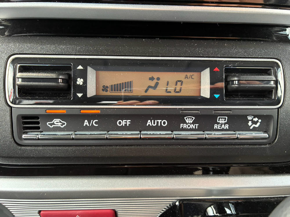スズキ スペーシアカスタム HYBRID GS15枚目