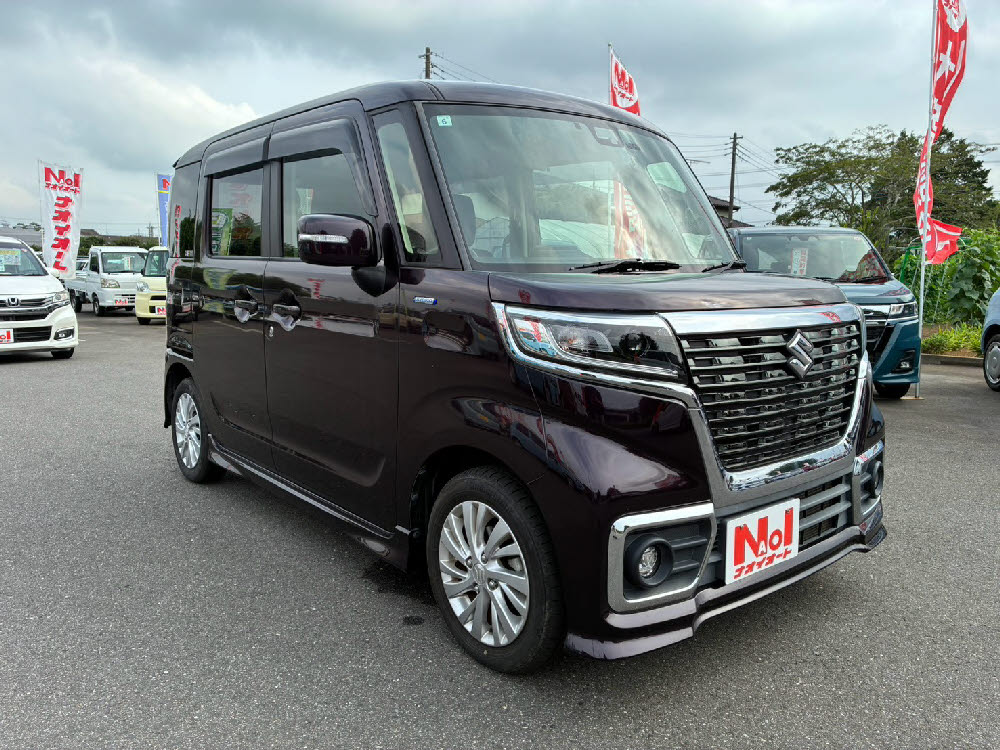 スズキ スペーシアカスタム HYBRID GS2枚目