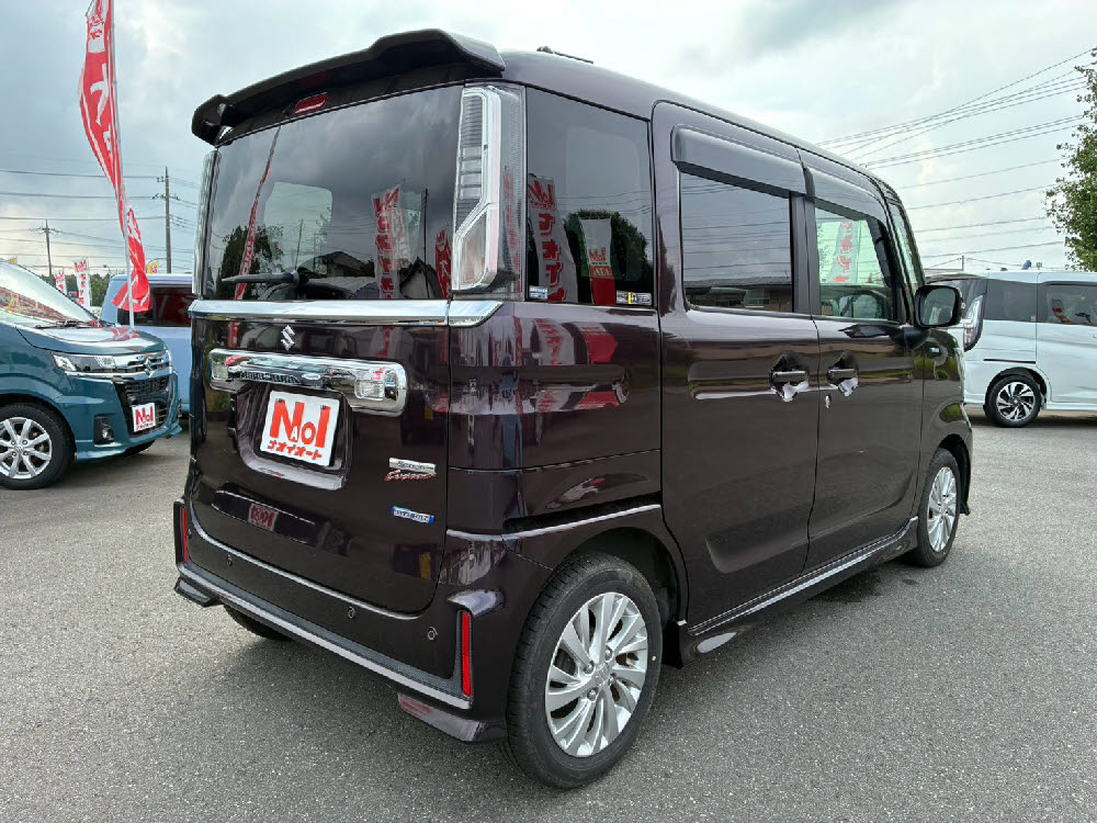 スズキ スペーシアカスタム HYBRID GS4枚目