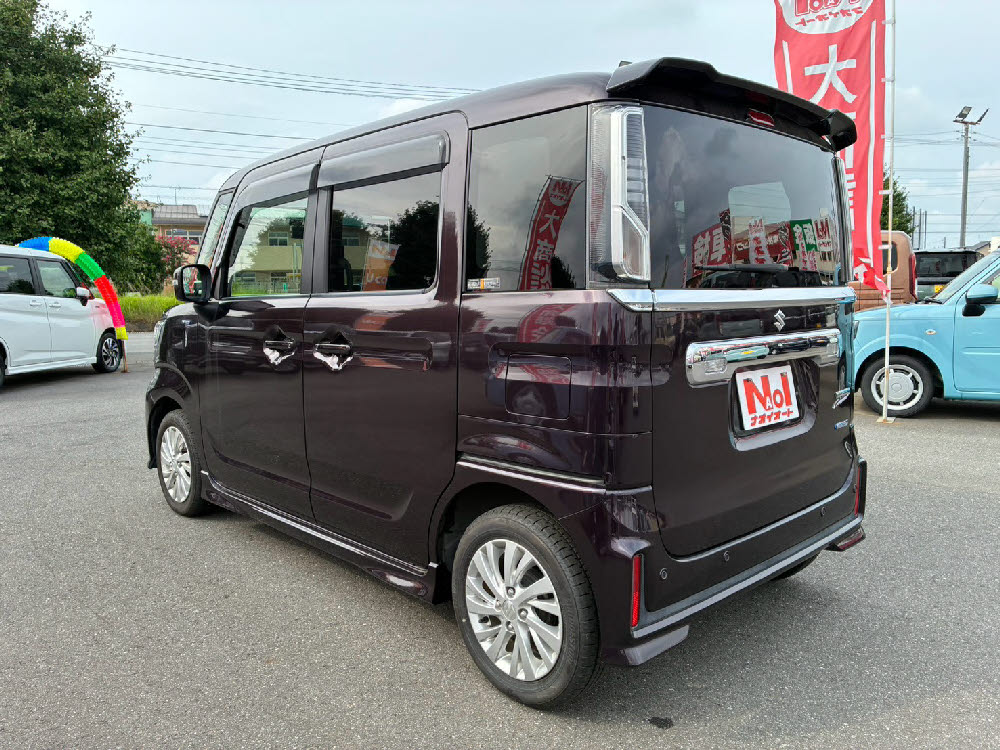 スズキ スペーシアカスタム HYBRID GS6枚目