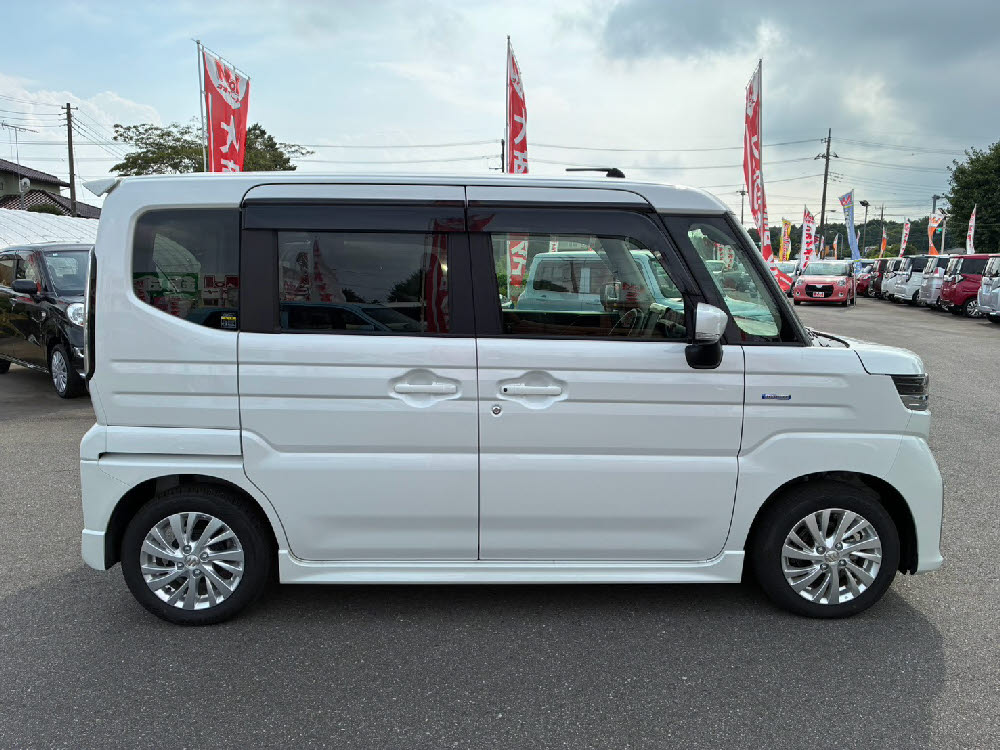 スズキ　スペーシアカスタム　HYBRID　GS3枚目