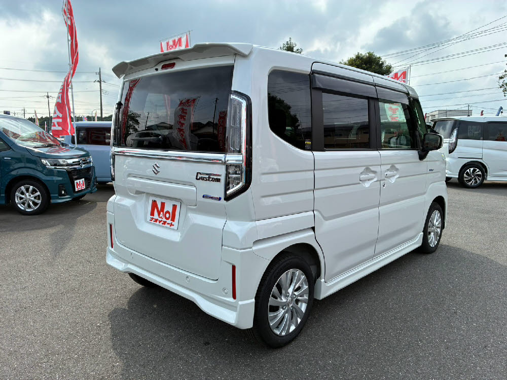 スズキ　スペーシアカスタム　HYBRID　GS4枚目