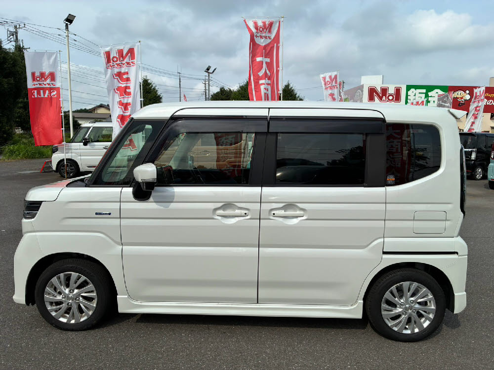 スズキ　スペーシアカスタム　HYBRID　GS7枚目