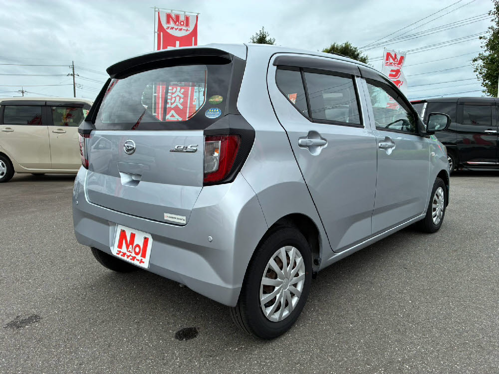ダイハツ　ミライース　L-SAⅢ4枚目