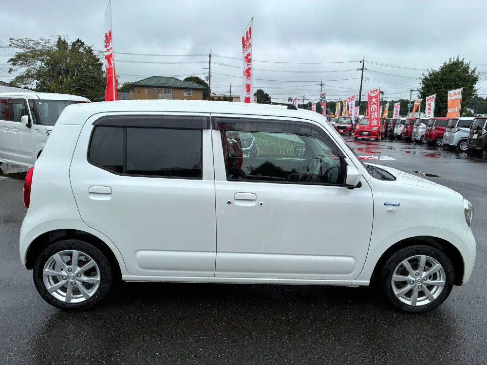 スズキ　アルト HYBRID X3枚目