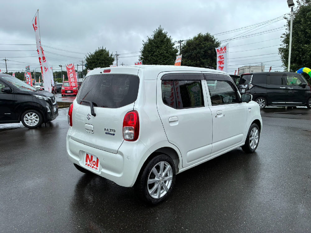 スズキ　アルト HYBRID X4枚目