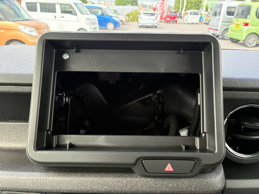 ホンダ　Ｎ ＢＯＸカスタム ヒョウジュン14枚目