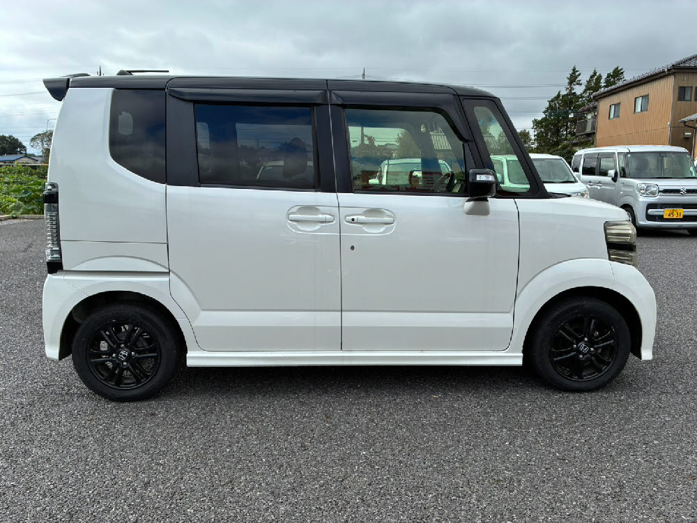 ホンダ　Ｎ ＢＯＸカスタム　G・Lパッケージ3枚目