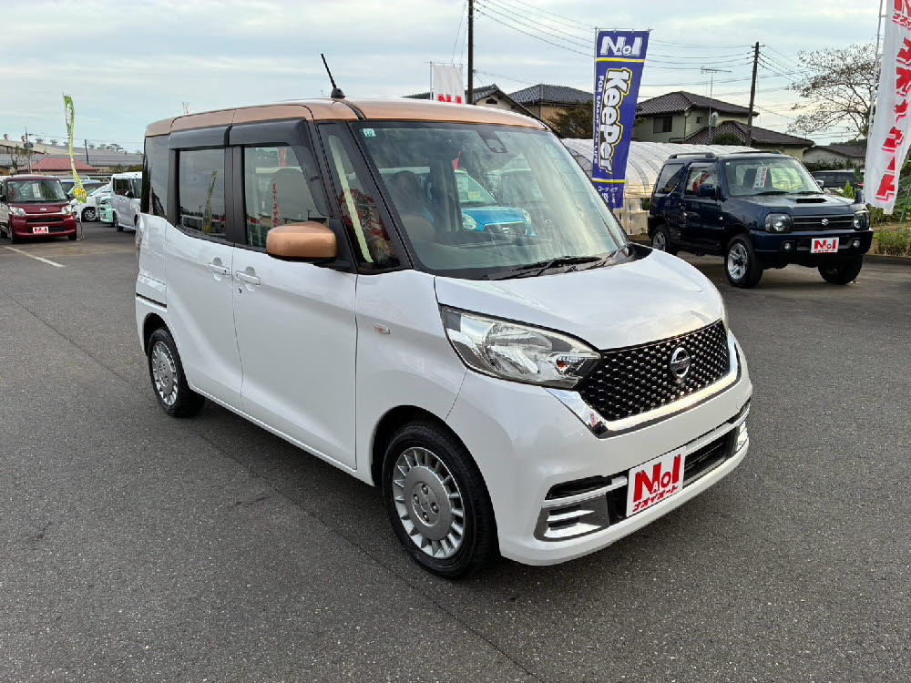 ニッサン　デイズルークス ボレロ2枚目