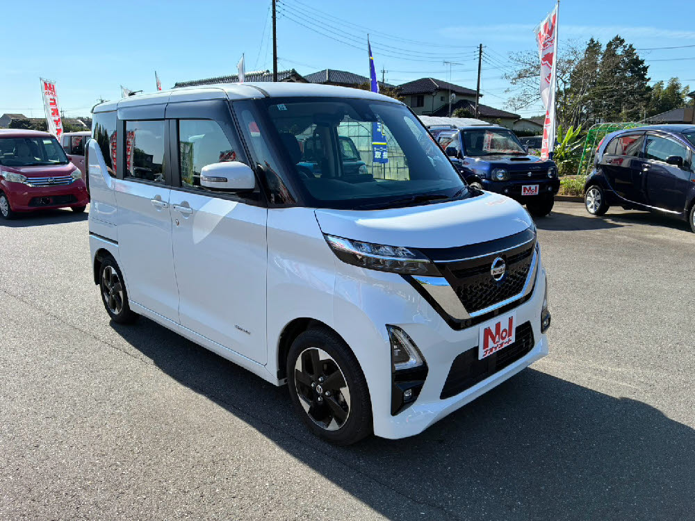 ニッサン　ルークス　ハイウェイスター X2枚目