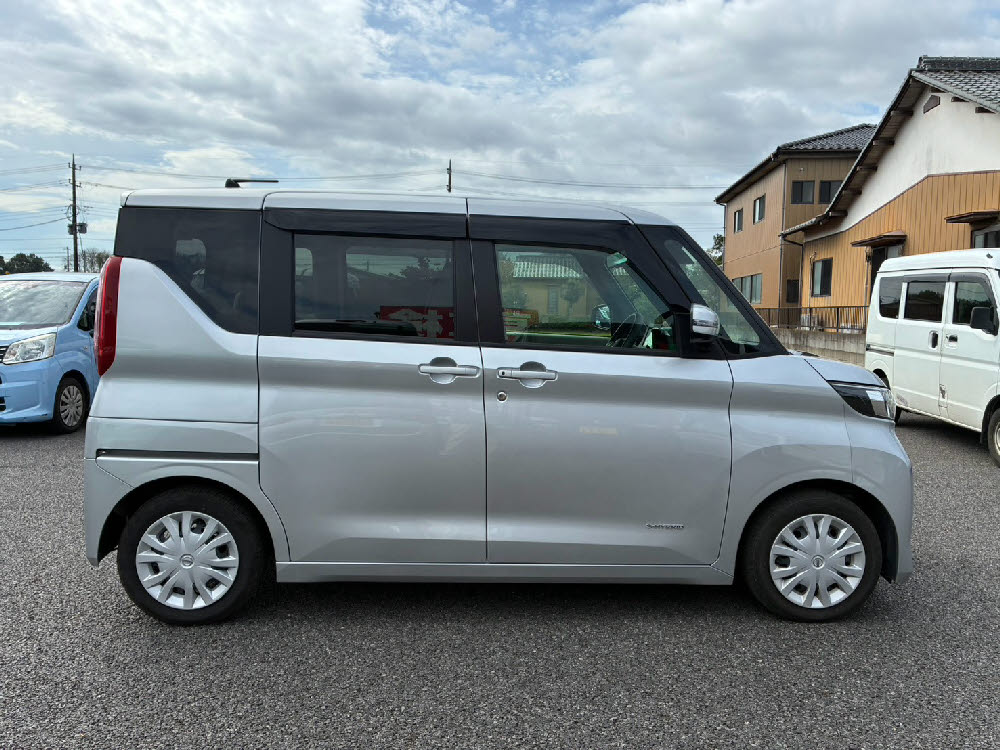 ニッサン ルークス X (リースUP車)3枚目