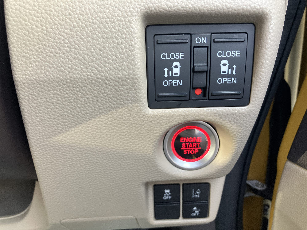 ホンダ　Ｎ ＢＯＸ　G　EXホンダセンシング15枚目