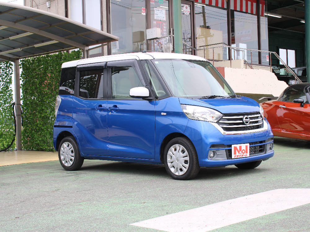 ニッサン　デイズルークス　XエマBツートンカラー2枚目