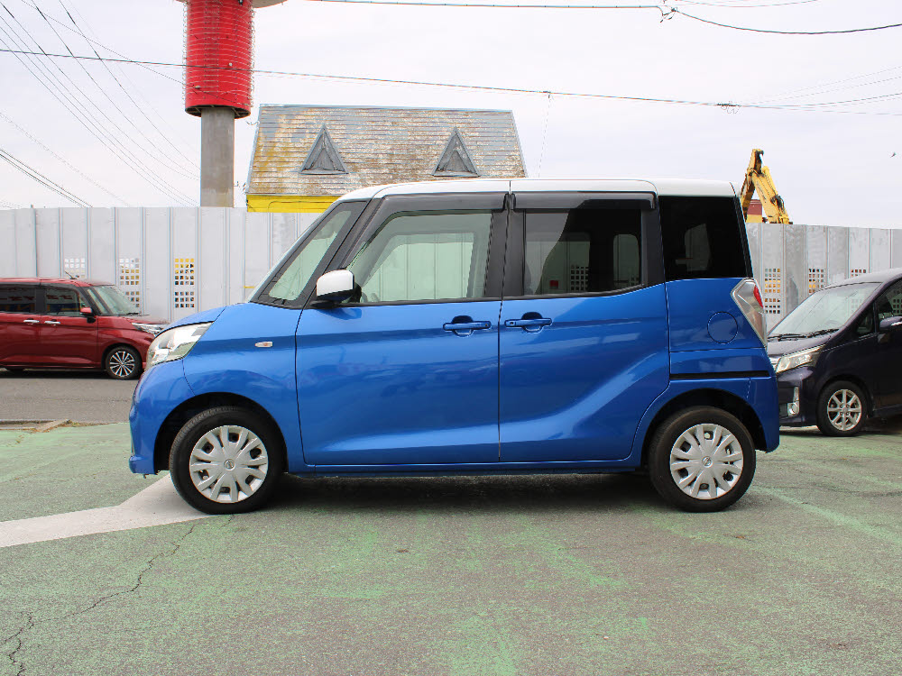 ニッサン　デイズルークス　XエマBツートンカラー7枚目