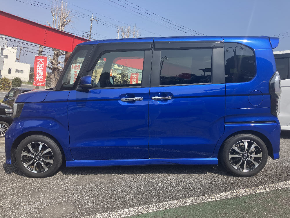 ホンダ　N BOXカスタム　G・Lホンダセンシング3枚目