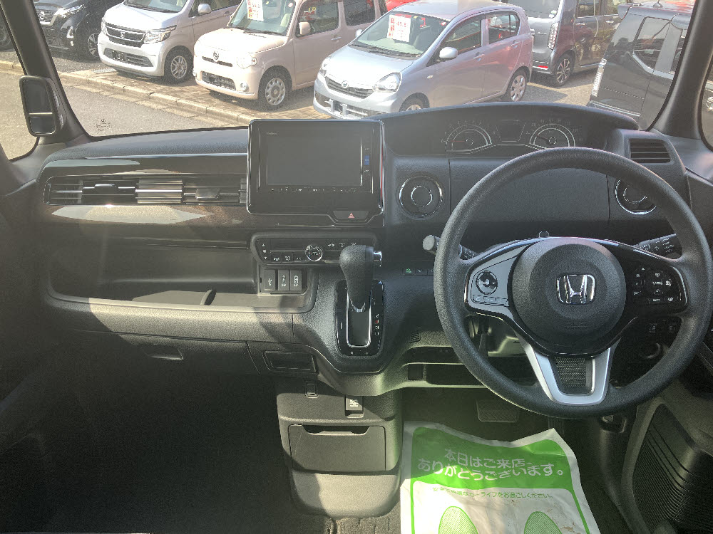ホンダ　N BOXカスタム　G・Lホンダセンシング7枚目