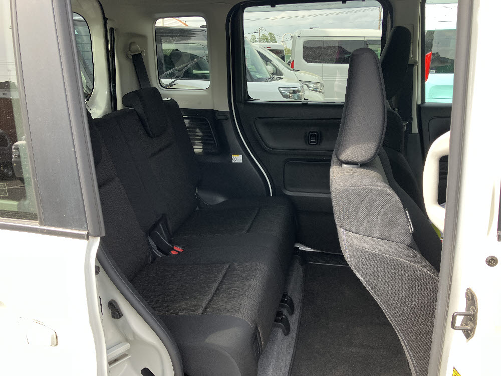 スズキ　スペーシアカスタム　HYBRID GS 9枚目